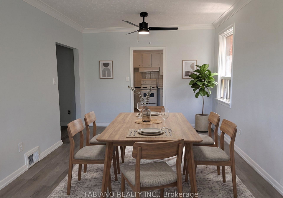 5-hertford-avenue-toronto-ontario-w13227226