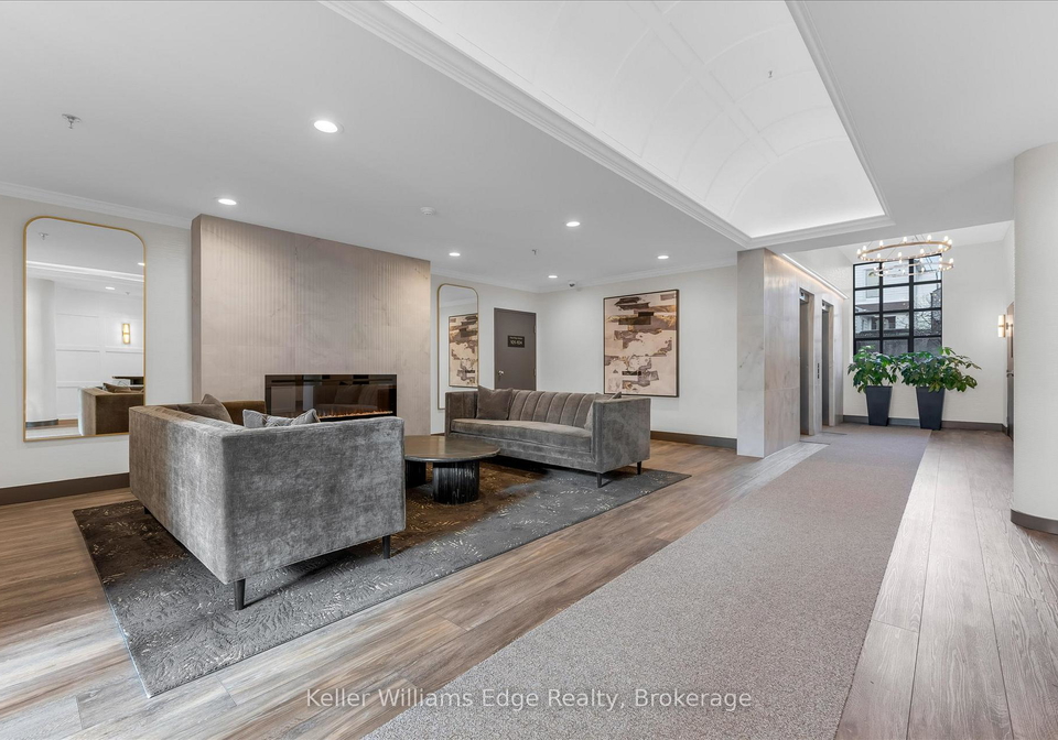 185-robinson-street-oakville-ontario-w13227290