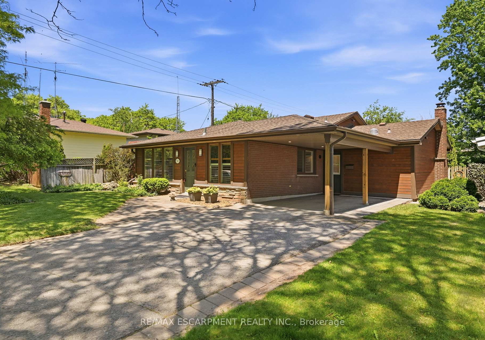 563-elwood-road-burlington-ontario-w13227370