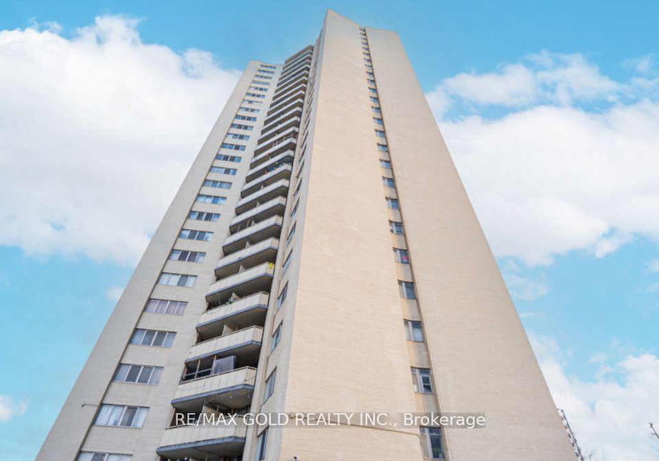 330-dixon-road-etobicoke-ontario-w13227428
