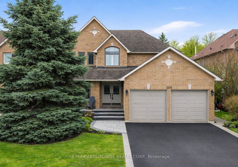 2208-brays-lane-oakville-ontario-w13227522