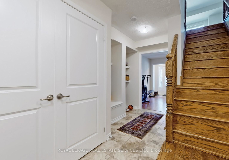 280-sarah-cline-drive-oakville-ontario-w13227574