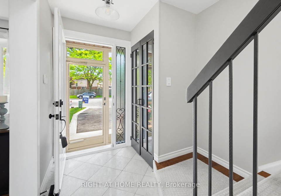 16-marengo-court-s-brampton-ontario-w13227598