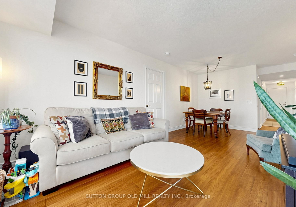5233-dundas-street-w-etobicoke-ontario-w13227672