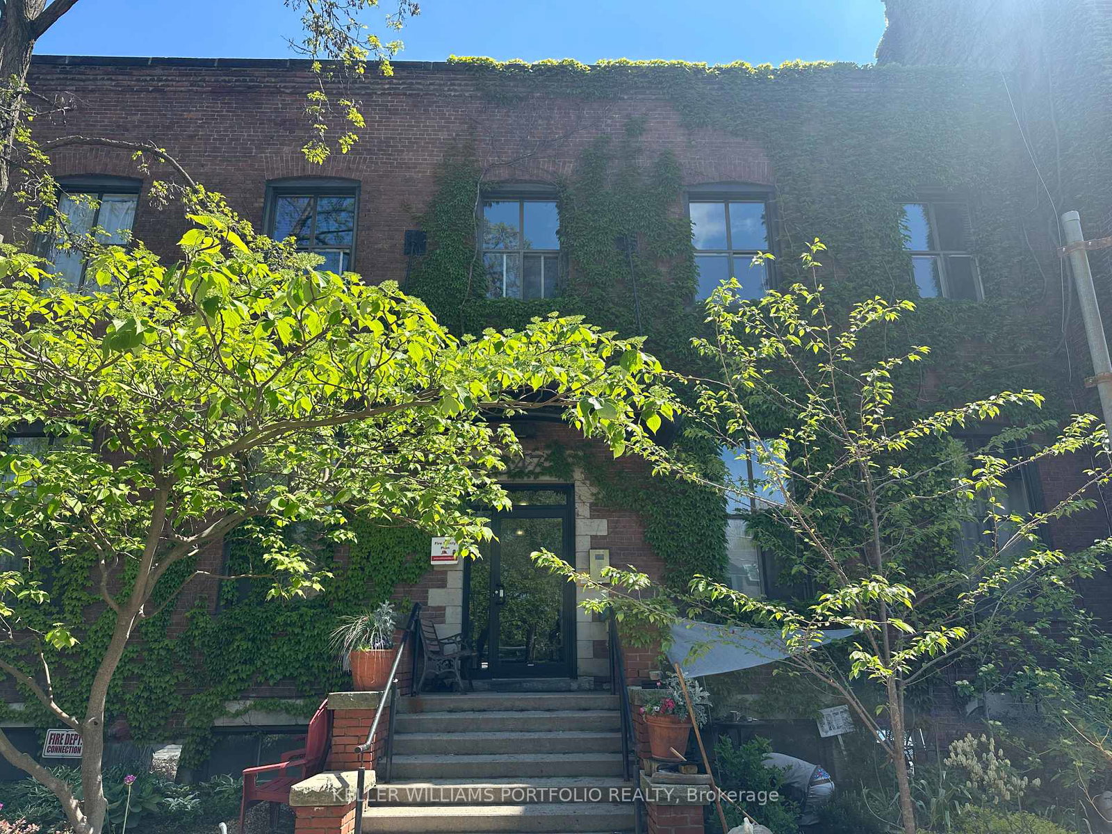 347-sorauren-avenue-toronto-ontario-w13227748