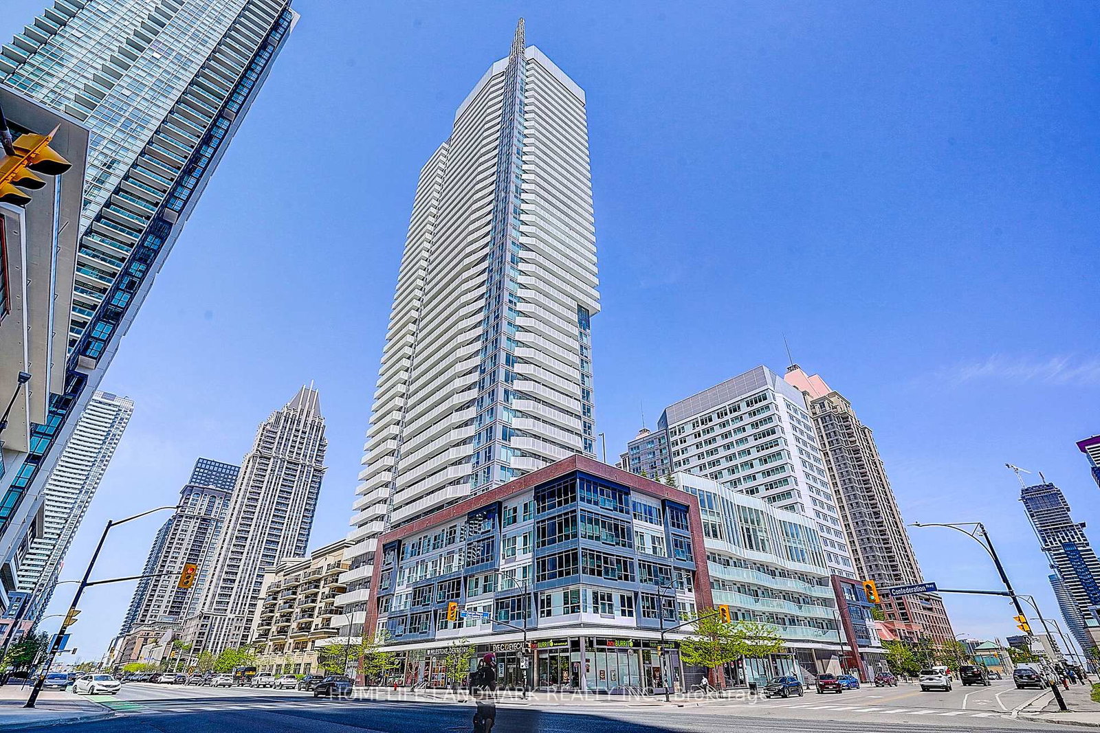 4065-confederation-parkway-mississauga-ontario-w13227754