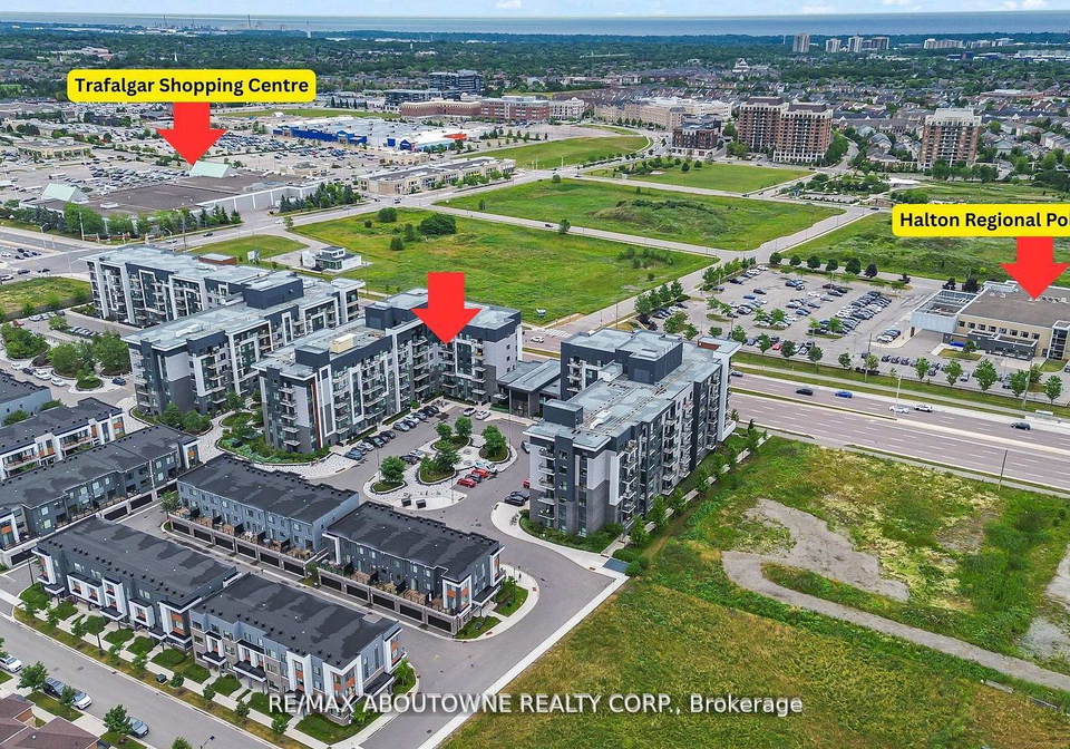 102-grovewood-common-oakville-ontario-w13227874