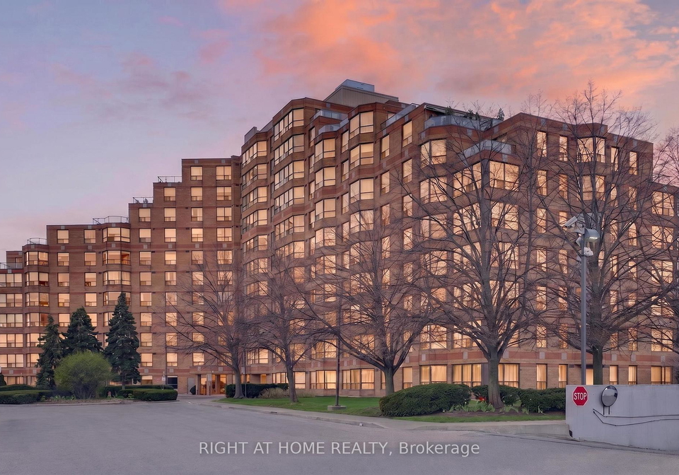 6-humberline-drive-etobicoke-ontario-w13228108