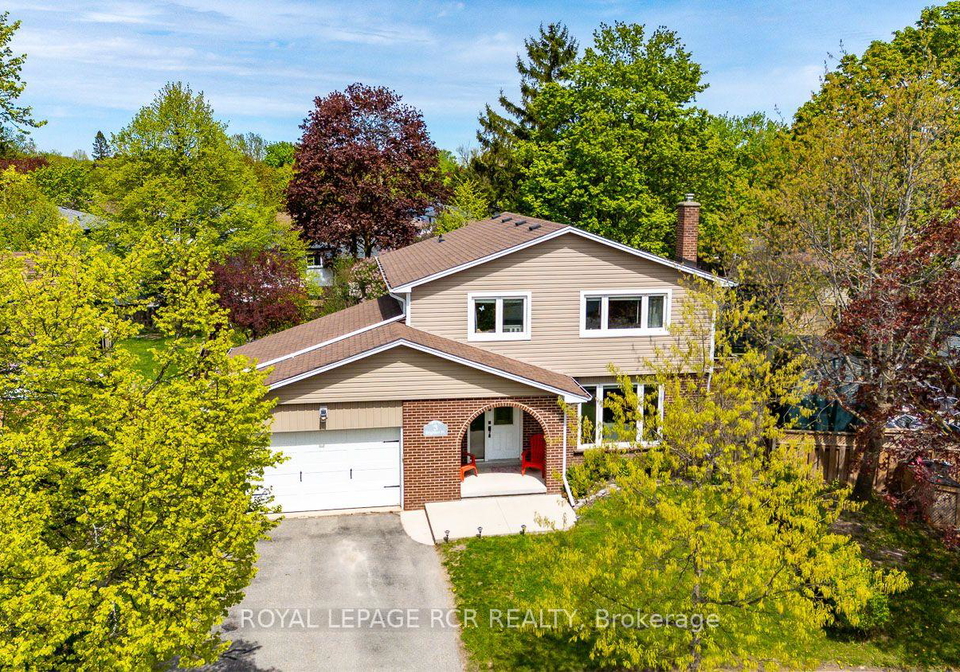3-brighton-place-orangeville-ontario-w13228130