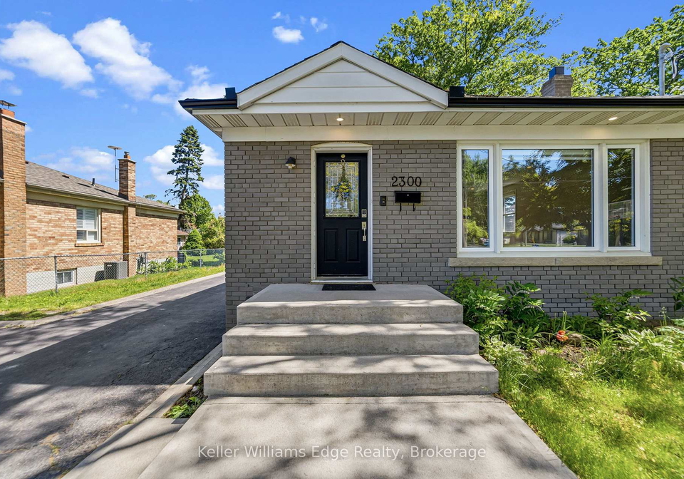 2300-wagner-crescent-burlington-ontario-w13228174