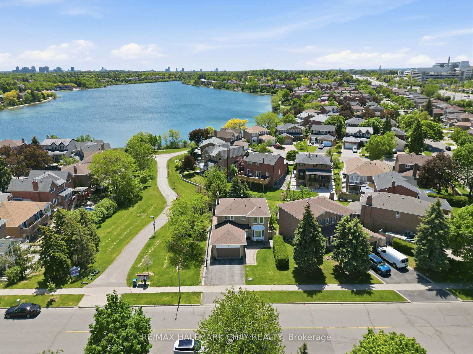 87-philosophers-trail-brampton-ontario-w13228192