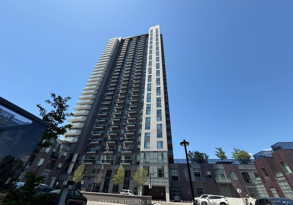 8-nahani-way-mississauga-ontario-w13228228