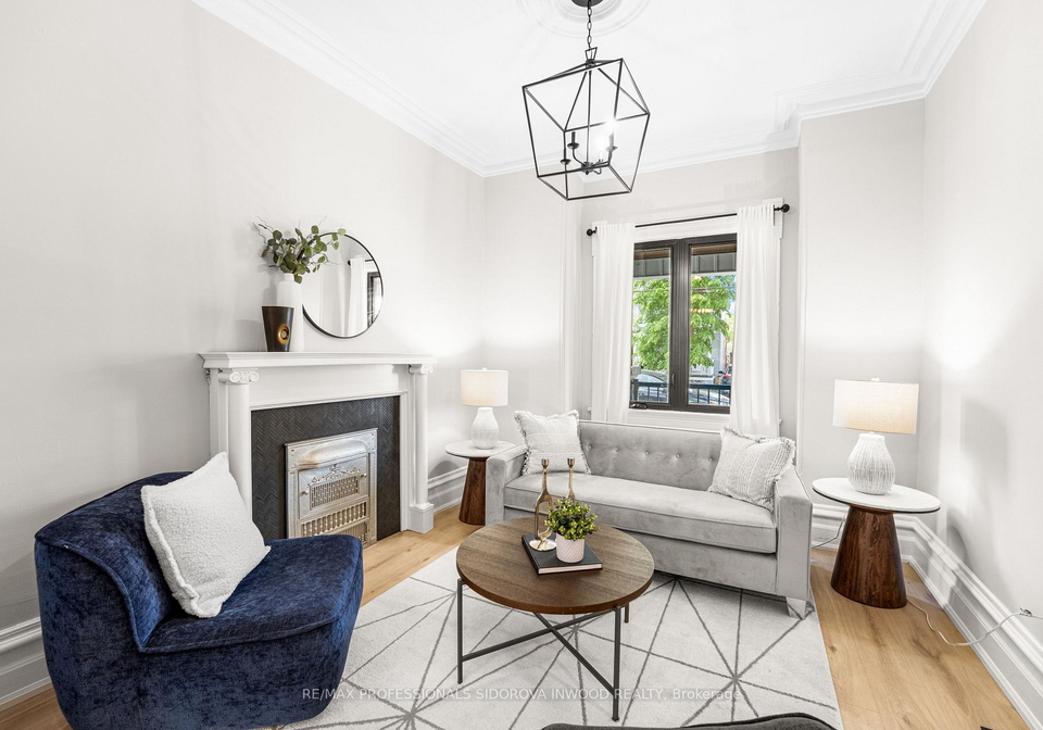 209-maria-street-toronto-ontario-w13228610