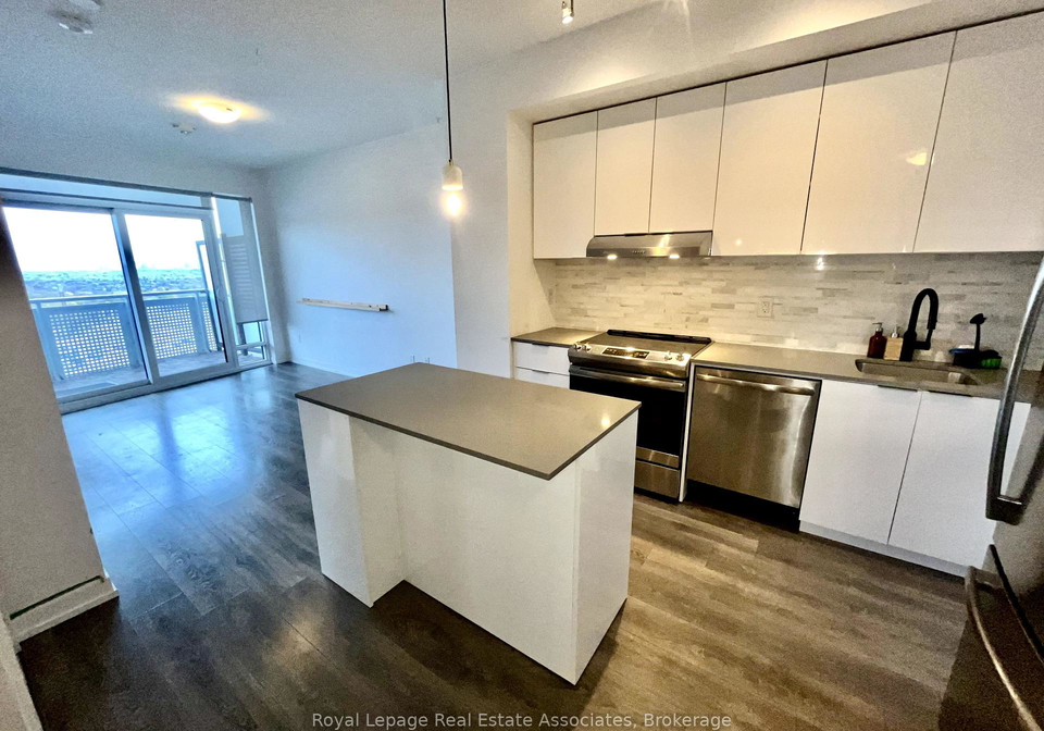 2520-eglinton-avenue-w-mississauga-ontario-w13228614