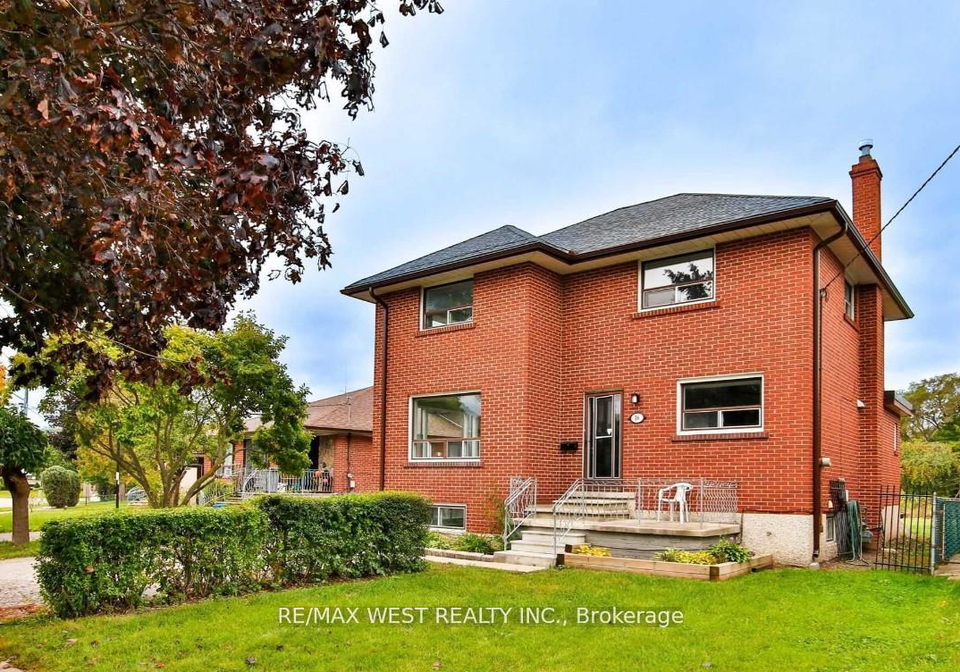 16-upwood-avenue-north-york-ontario-w13228752