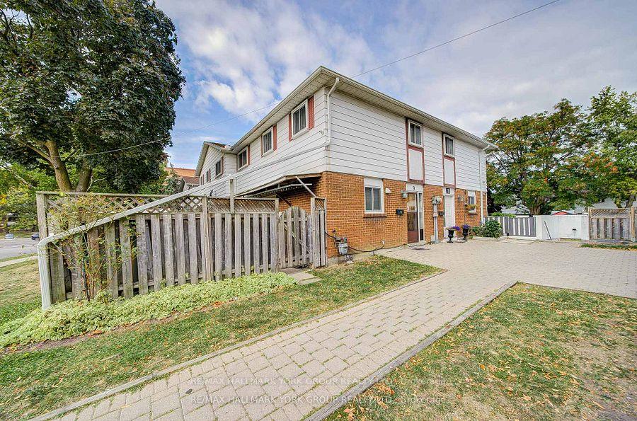 9-bur-oak-way-york-ontario-w13228880