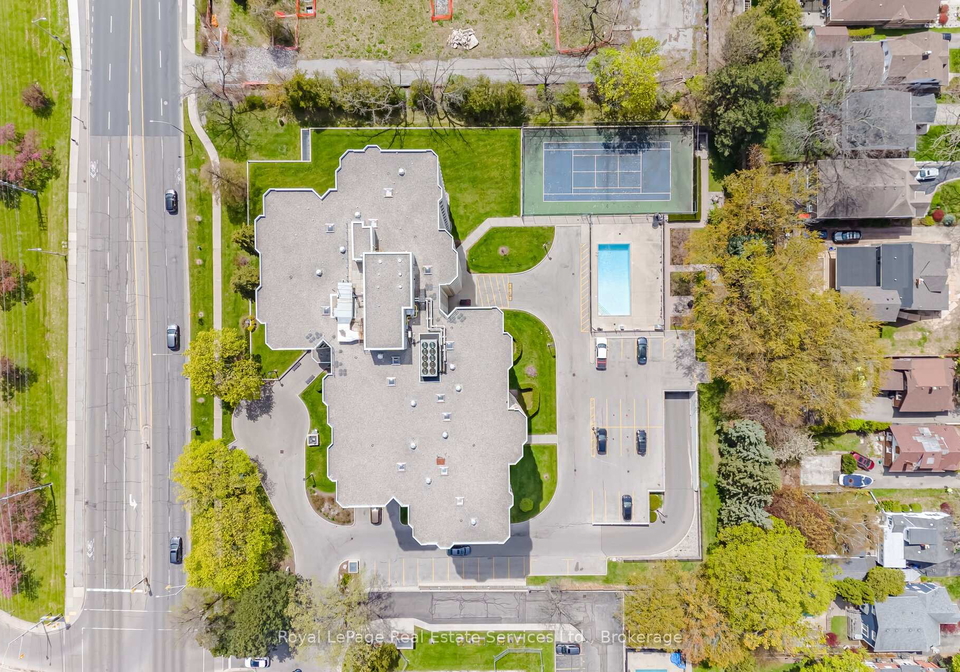 1201-north-shore-boulevard-e-burlington-ontario-w13228940