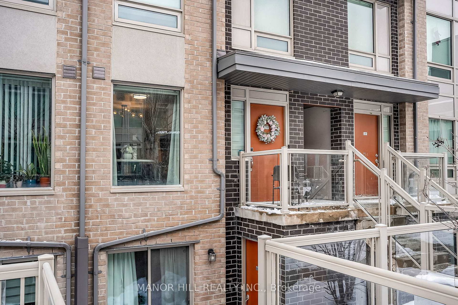 7-applewood-lane-etobicoke-ontario-w13229416