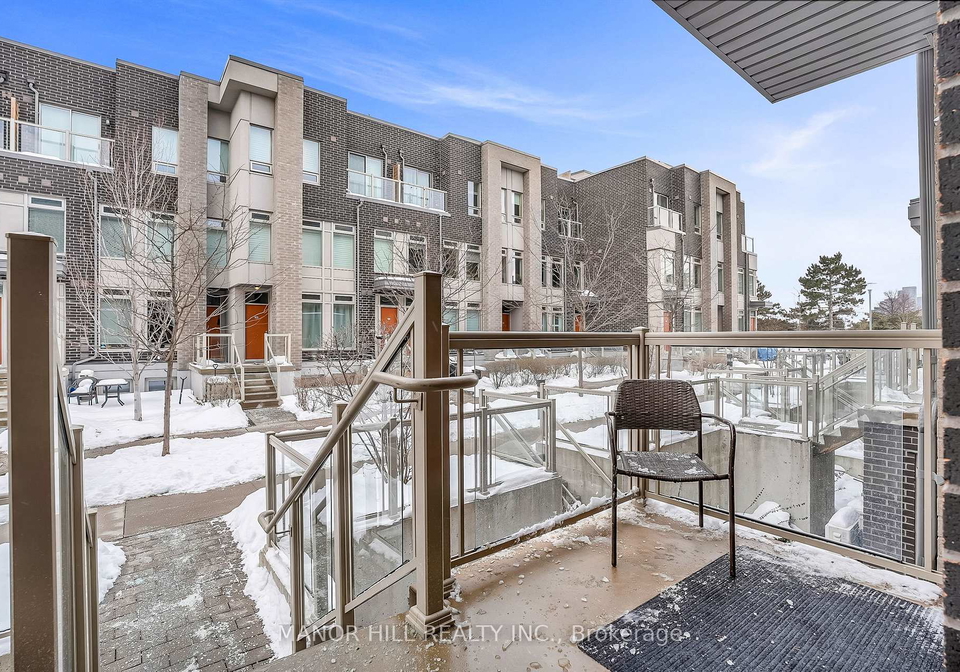 7-applewood-lane-etobicoke-ontario-w13229416
