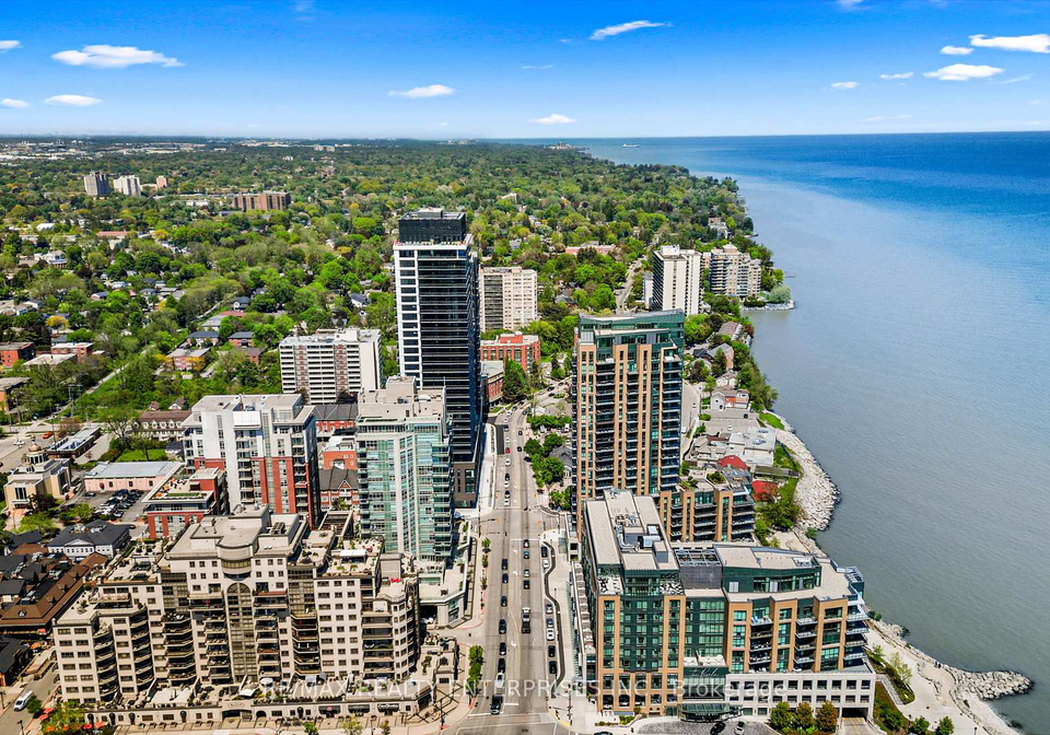 2060-lakeshore-road-burlington-ontario-w13229484