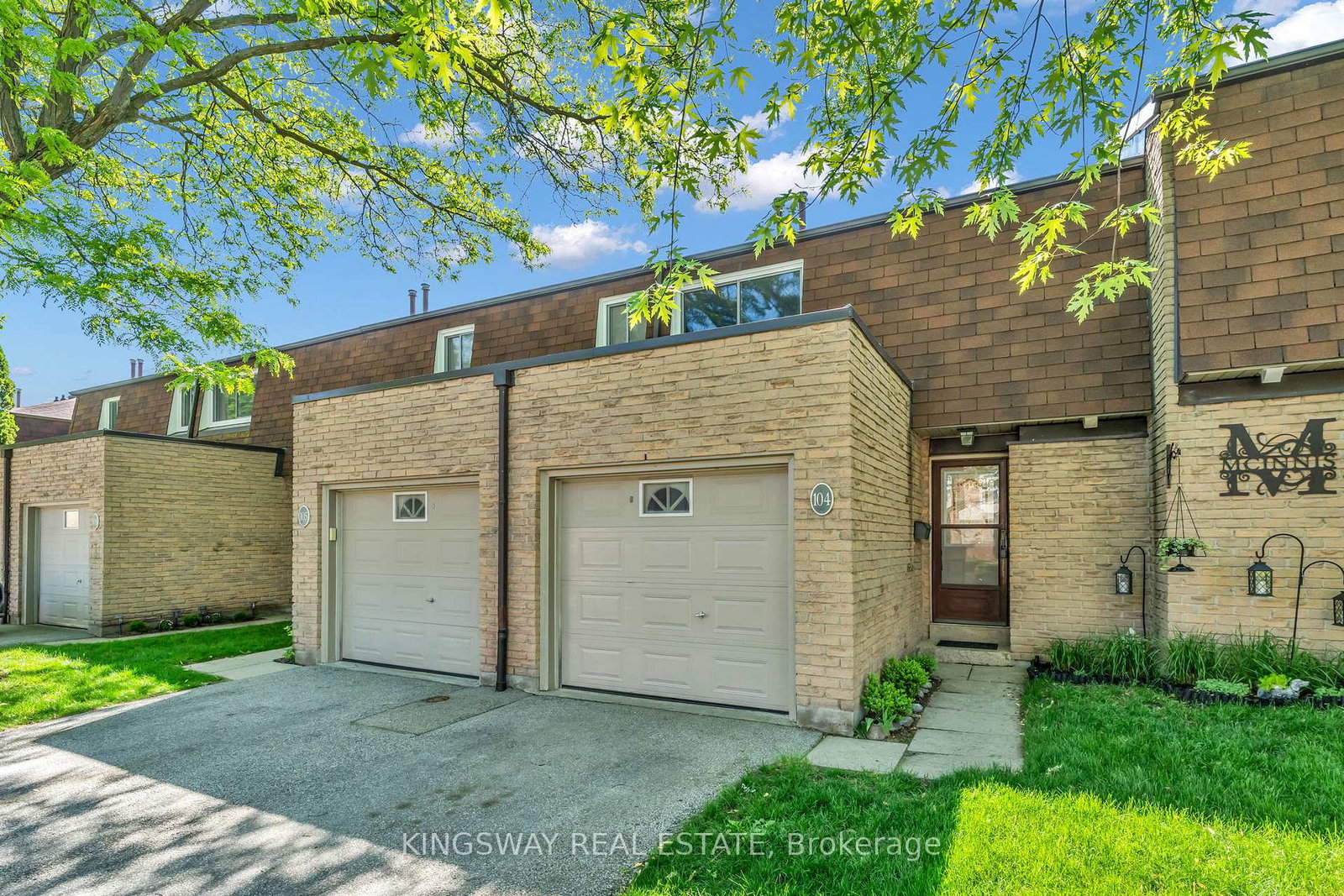680-regency-court-burlington-ontario-w13229574