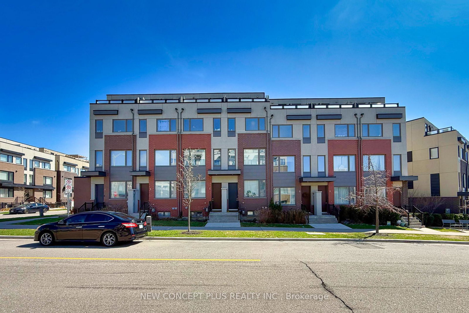 9-thomas-mulholland-drive-york-ontario-w13229628