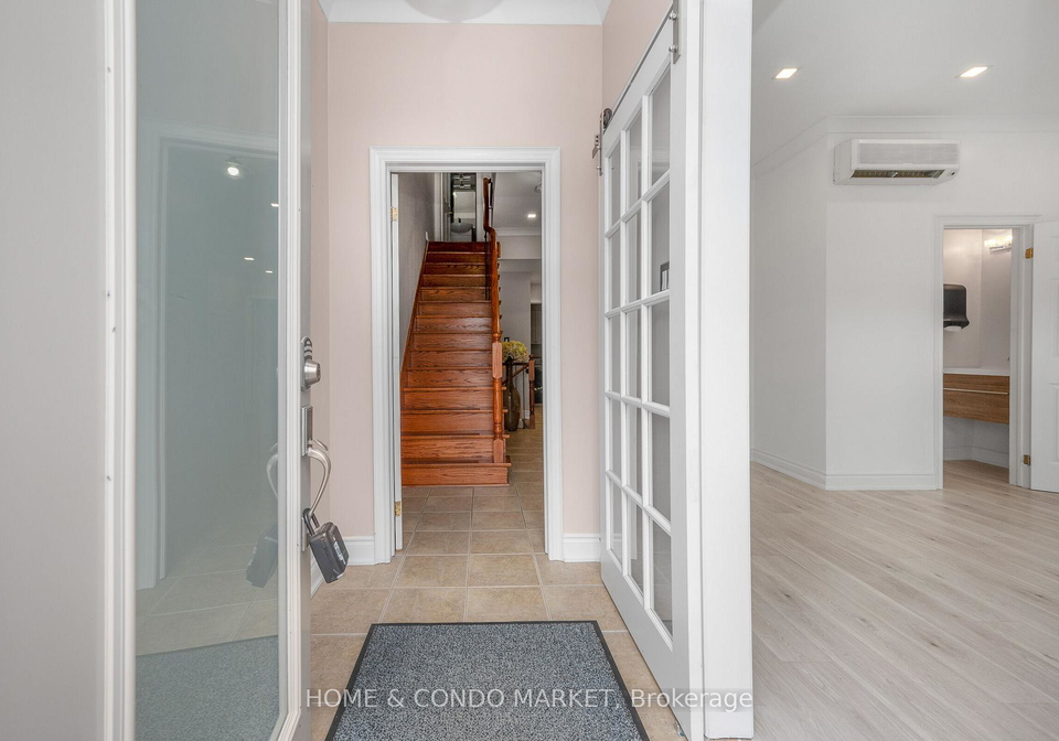 194-lakeshore-road-w-mississauga-ontario-w13229634