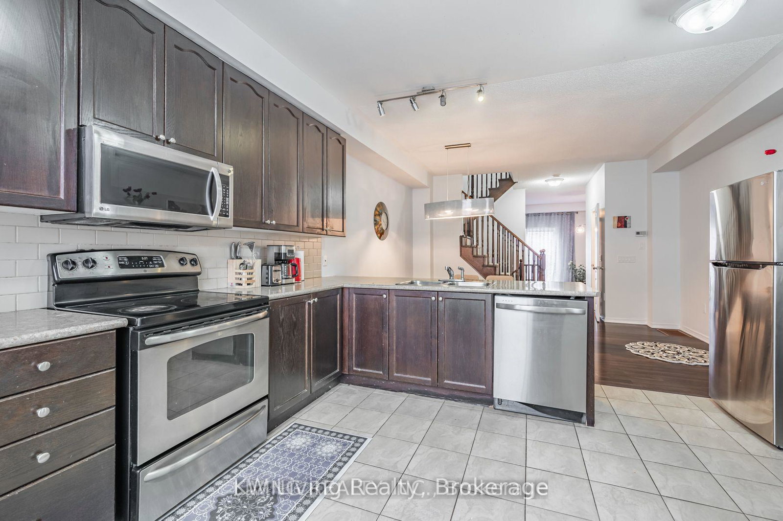 66falconer-drive-mississauga-ontario-w13229662