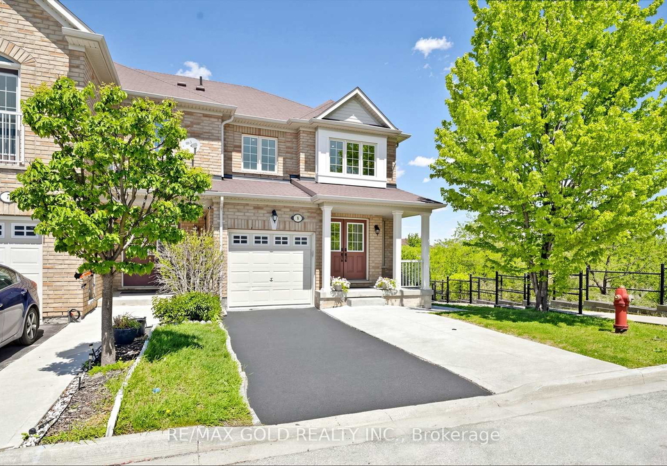 9-edgewater-court-brampton-ontario-w13229700