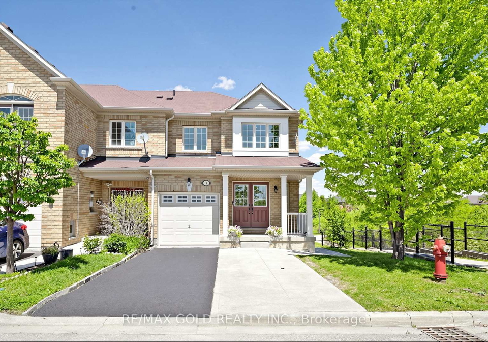 9-edgewater-court-brampton-ontario-w13229700