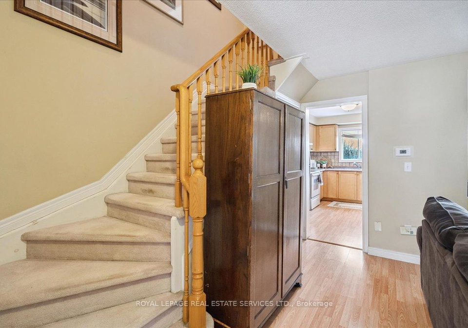 2871-darien-road-burlington-ontario-w13229790