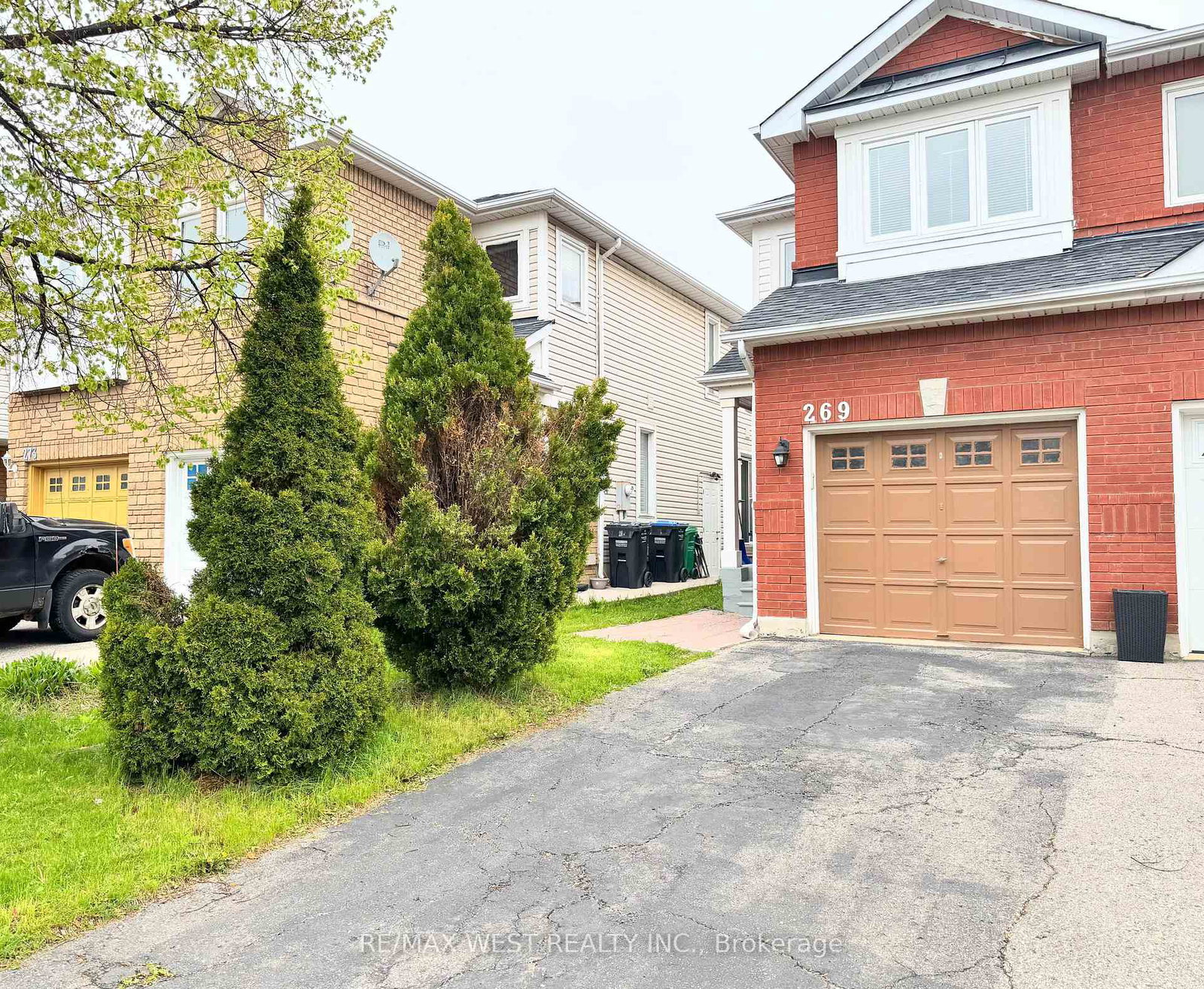 269-pressed-brick-drive-brampton-ontario-w13229812