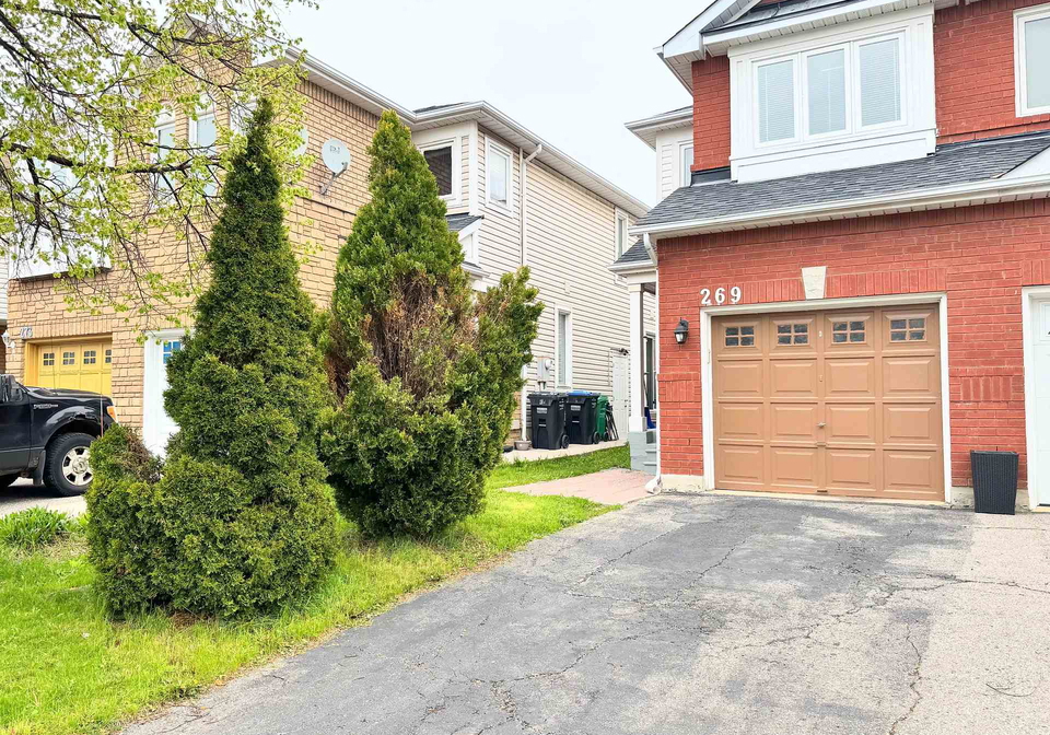 269-pressed-brick-drive-brampton-ontario-w13229812