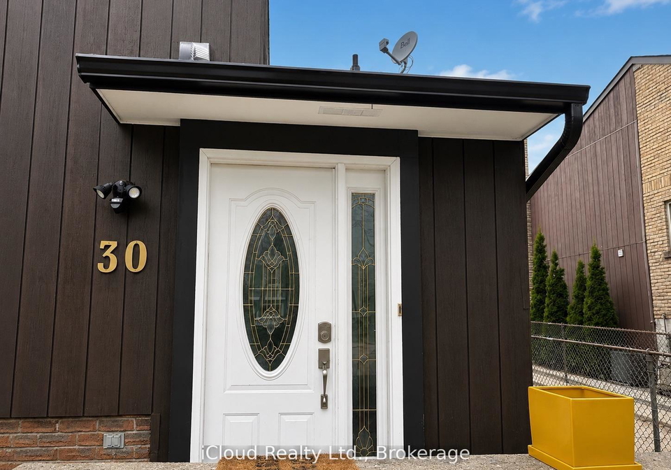 30-salisbury-circle-brampton-ontario-w13229880
