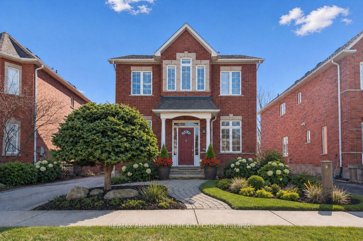 2484-capilano-crescent-oakville-ontario-w13229906