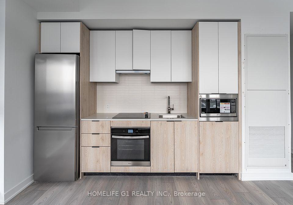 1007-the-queensway-drive-etobicoke-ontario-w13229930