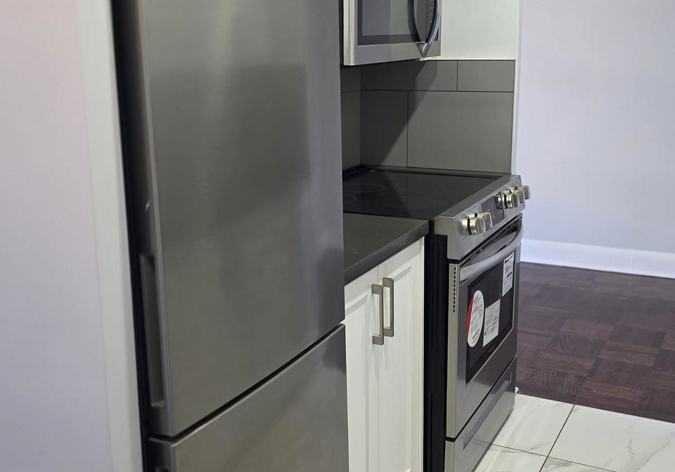1309-wilson-avenue-york-ontario-w13229970