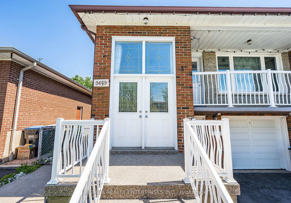 3669-molly-avenue-mississauga-ontario-w13230024