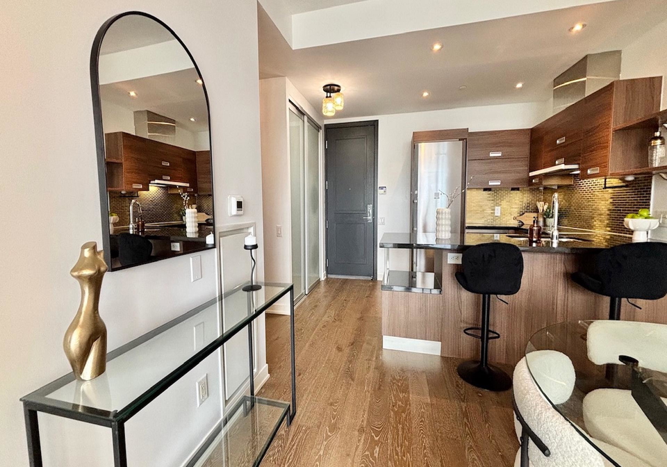 90-park-lawn-road-etobicoke-ontario-w13230056