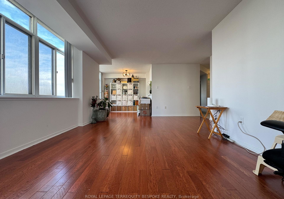 300-webb-drive-mississauga-ontario-w13230084
