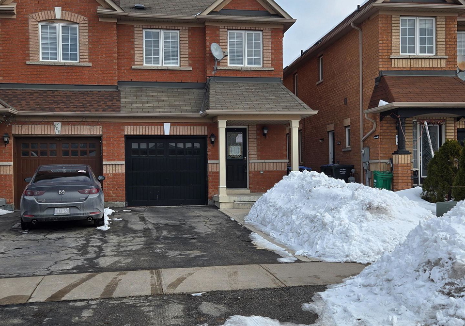 110-crystalview-crescent-brampton-ontario-w13230100