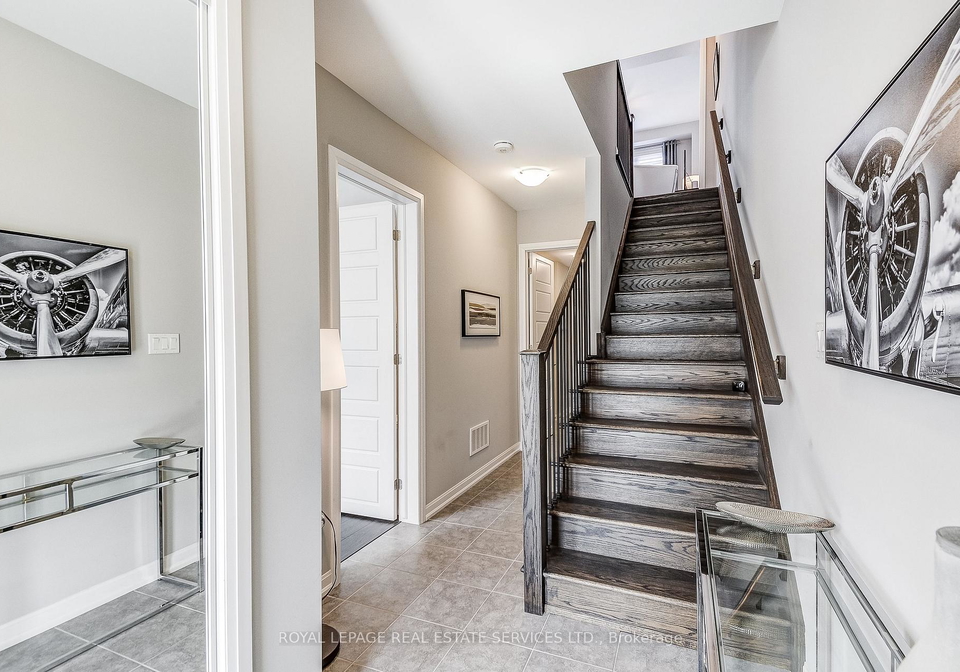 143-grovewood-common-oakville-ontario-w13230116