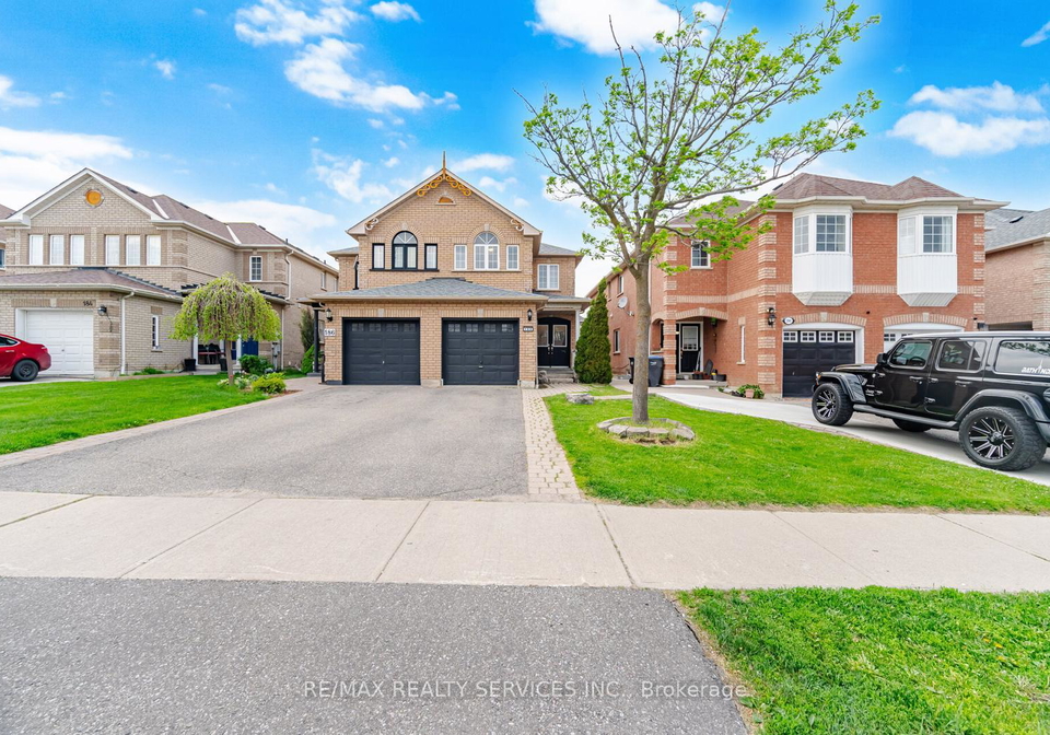 188-tiller-trail-brampton-ontario-w13230150