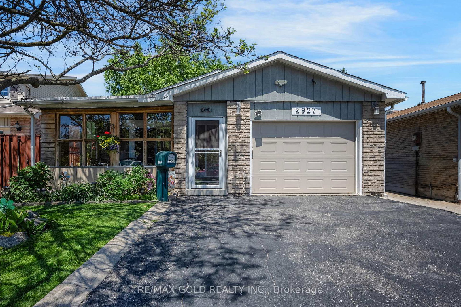 2927-arles-mews-mississauga-ontario-w13230264