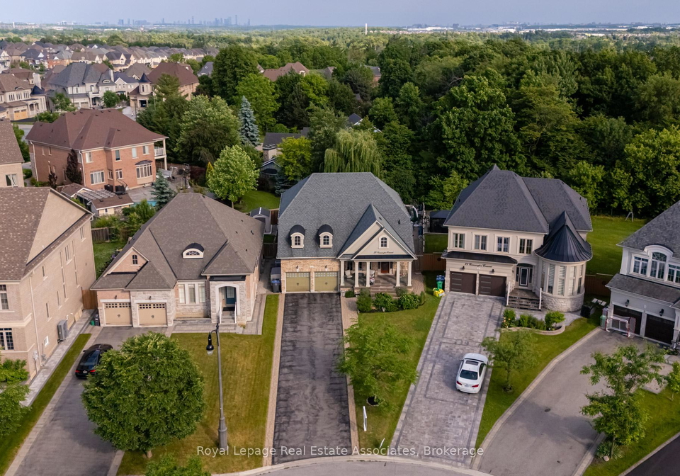 20-cannington-crescent-brampton-ontario-w13230436