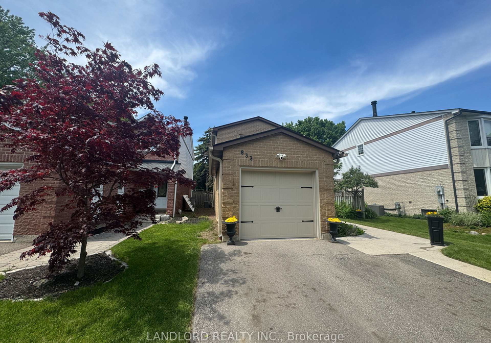 833-laurier-avenue-milton-ontario-w13230526