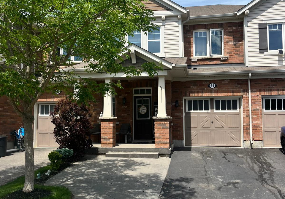 64-dredge-court-milton-ontario-w13230558