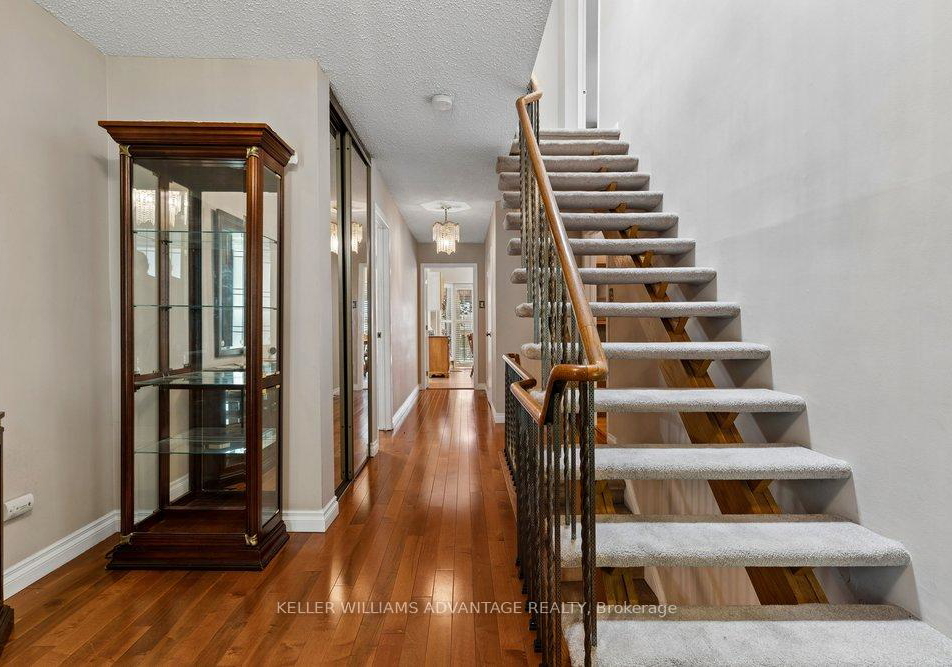 2192-castlestone-court-mississauga-ontario-w13230694
