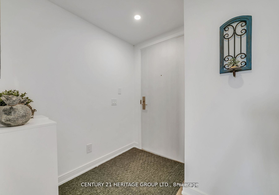 30-samuel-wood-way-etobicoke-ontario-w13230722
