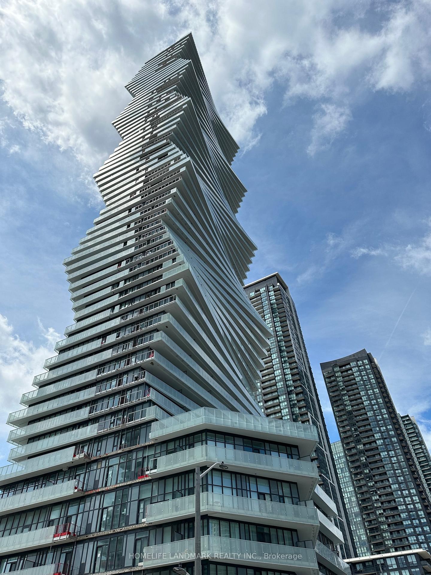 3900-confederation-parkway-mississauga-ontario-w13230894